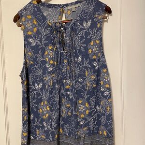 Daniel Rainn Summery blue and yellow tank with keyhole back